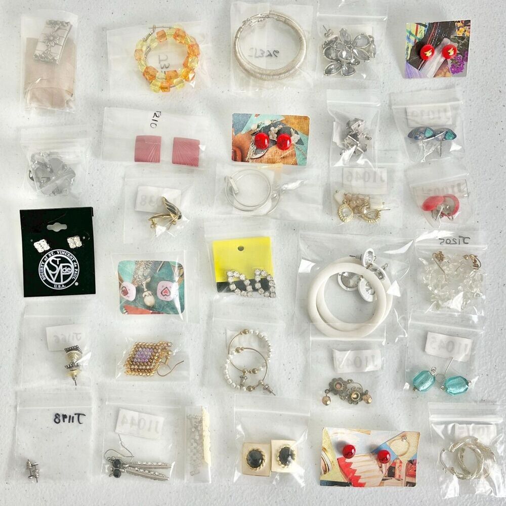 Earring Lot Vintage Estate Modern Costume Jewelry All Wearable 30 Pairs 8.5oz